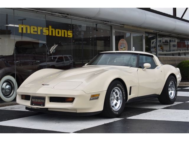 1981 chevrolet corvette, rare colors, rare original 4 speed car, immaculate!