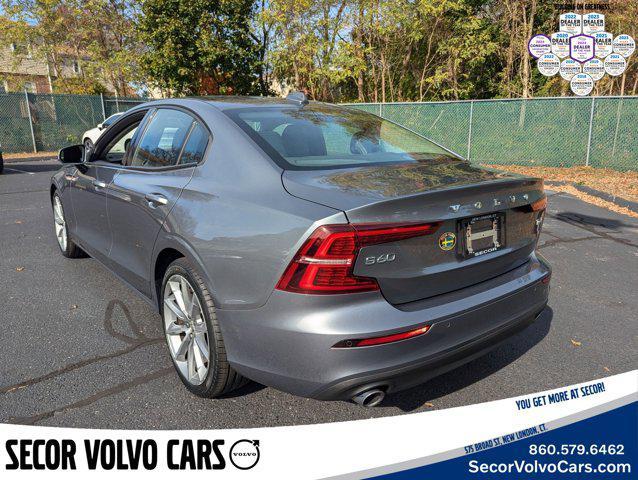 2021 volvo s60 t6 momentum