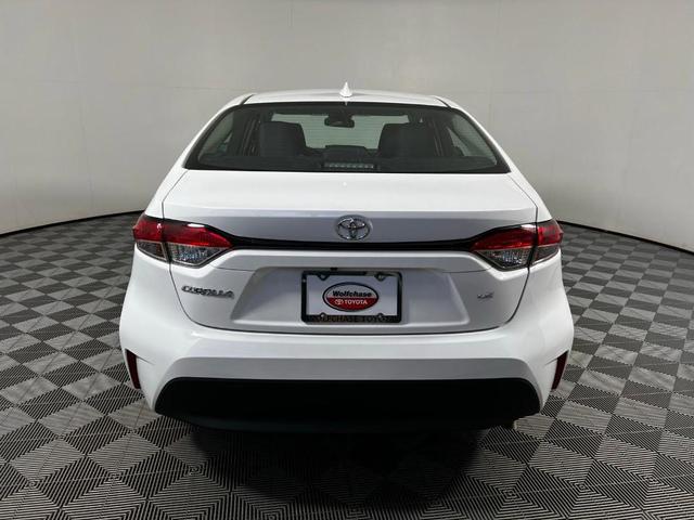 2024 toyota corolla le