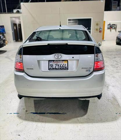2005 toyota prius base