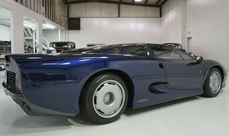 le mans blue 1994 jaguar xj220 | spectacular condition | only 1,119 miles!