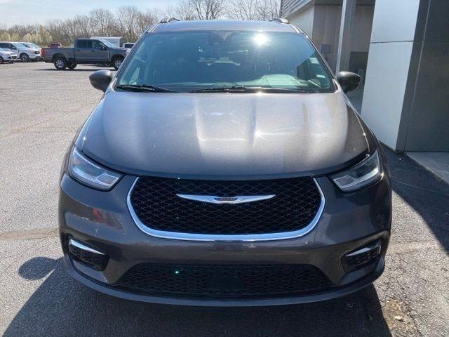 2022 chrysler pacifica touring l in centerton, indiana