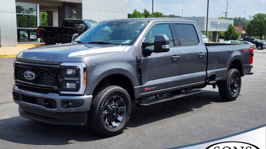 2023 Ford F-350 lariat
