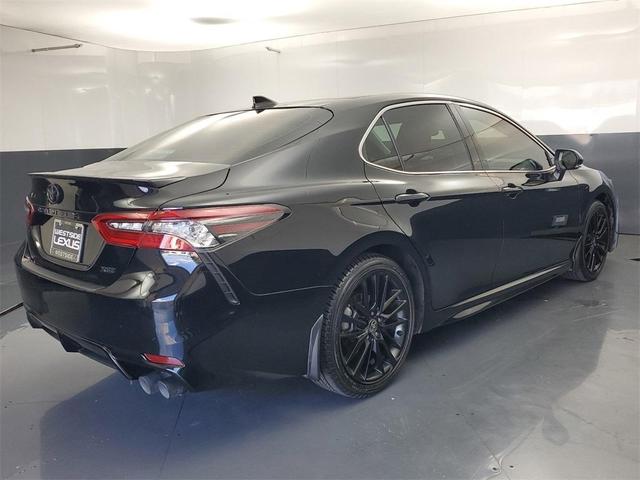 2022 toyota camry xse