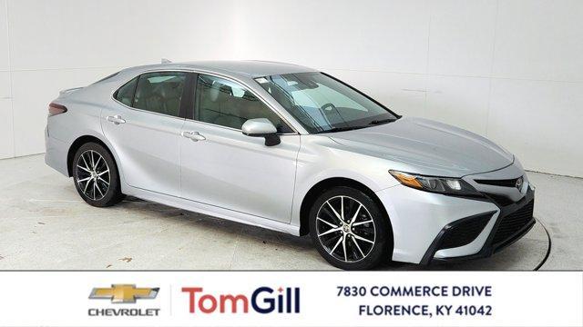 2021 toyota camry se nightshade
