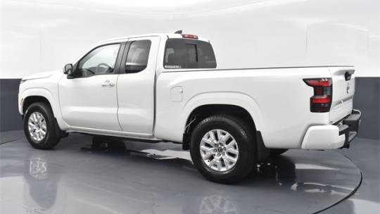 2024 Nissan Navara (Frontier) sv