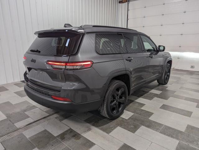 2023 jeep grand cherokee l altitude