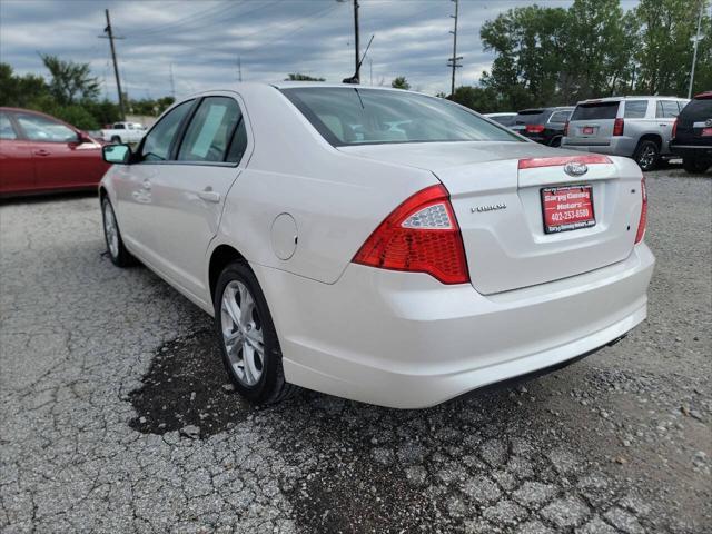 2012 ford fusion se