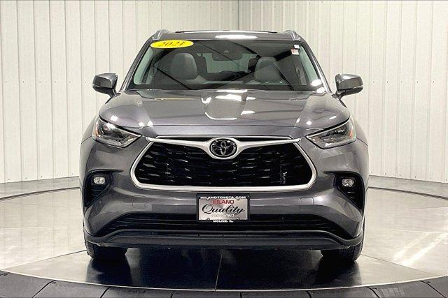 2021 toyota highlander xle