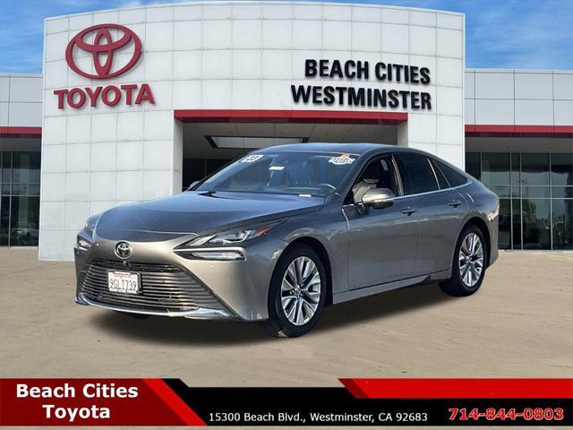 2023 toyota mirai base