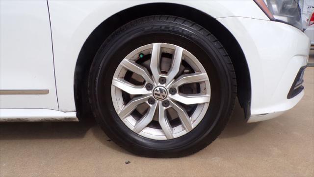 2017 volkswagen passat 1.8t s