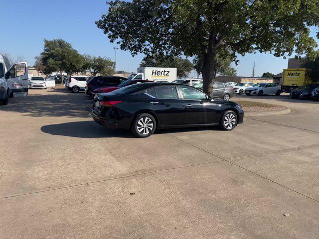2023 nissan altima s fwd