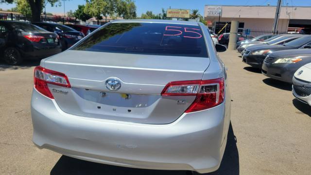 2014 toyota camry le