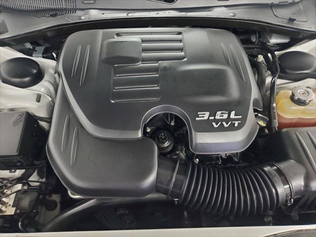 2018 dodge charger sxt plus