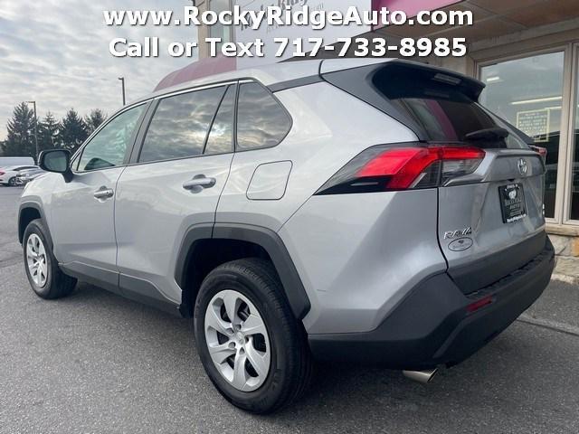 2024 toyota rav4 le