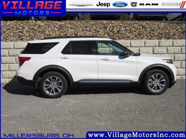 2022 ford explorer xlt
