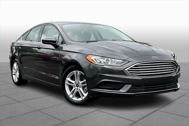 2018 ford fusion se