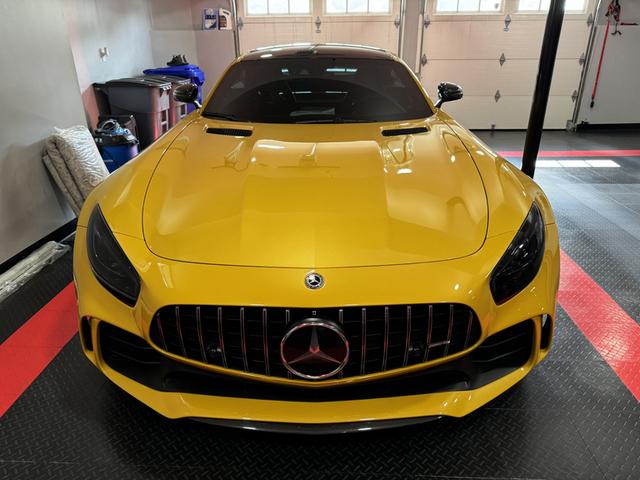 2018 mercedes-benz amg gt r