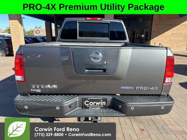 2010 nissan titan pro-4x
