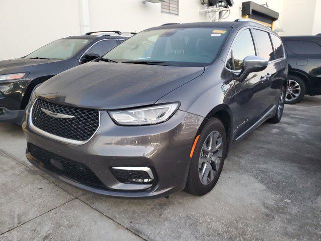 2022 chrysler pacifica l