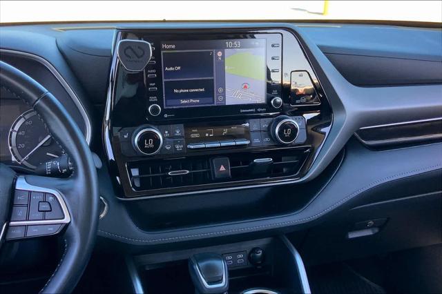 2022 toyota highlander xle