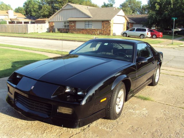 1989 classic rs chevy camaro black one owner!!! garage kept!!