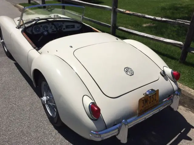 1958 mga roadster 37,839 original miles, factory hardtop and tools