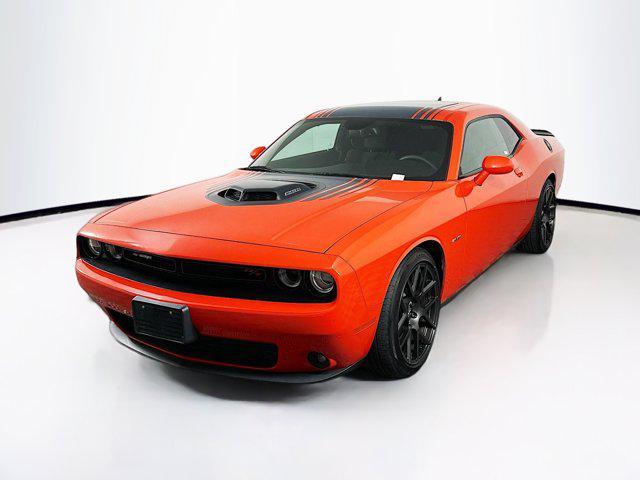 2016 dodge challenger r/t