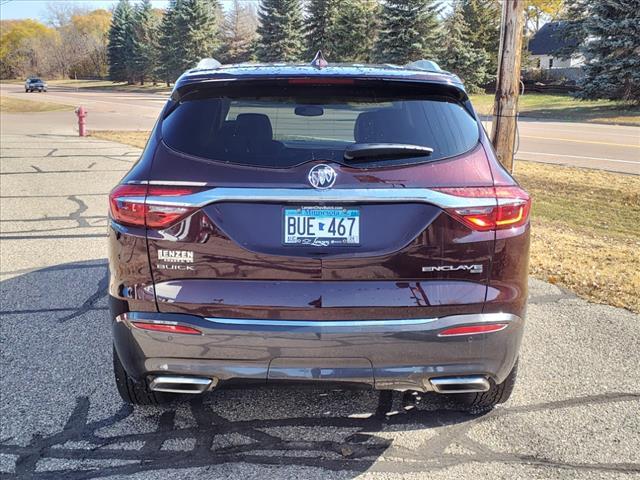 2018 buick enclave essence