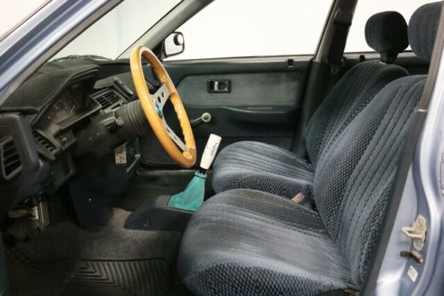 acura 1.8l dohc engine swap! 5 spd manual, upgraded suspension, cold a/c, cool!