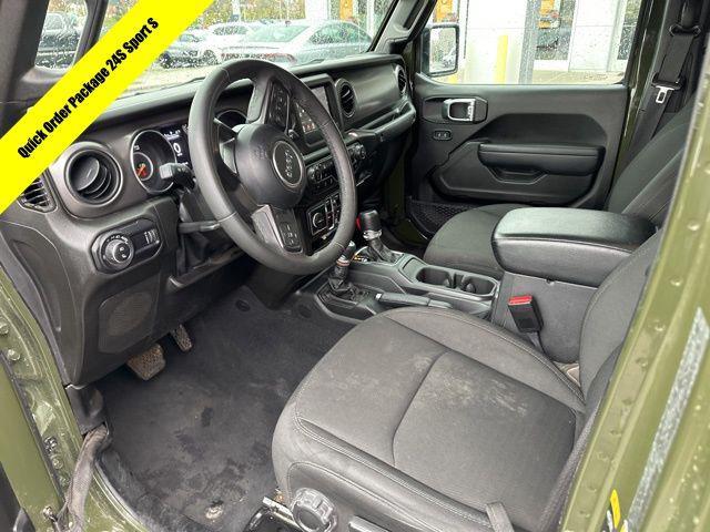 2023 jeep gladiator sport s