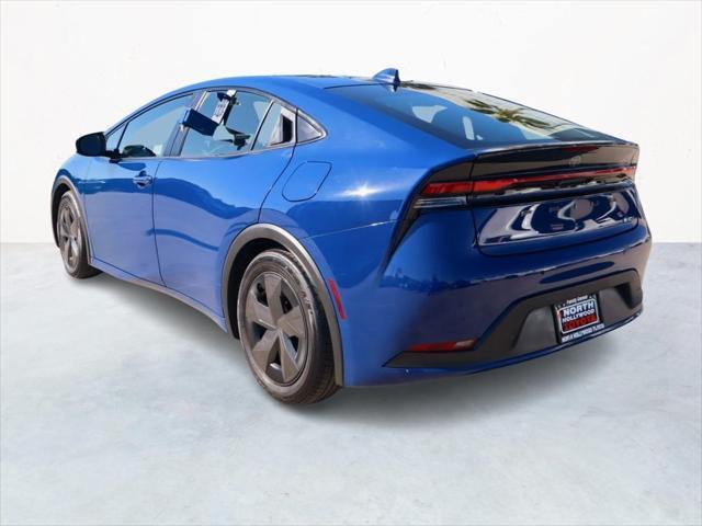 2023 toyota prius le