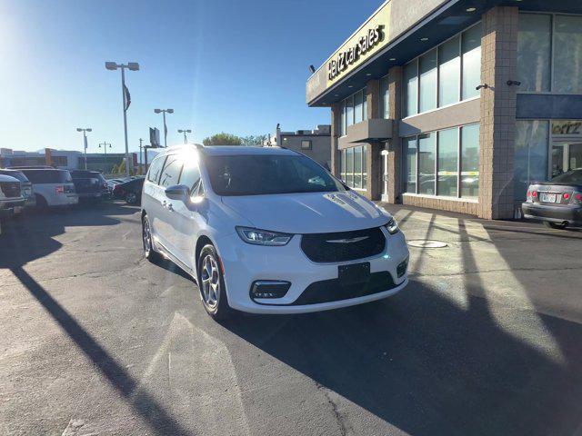 2022 chrysler pacifica limited