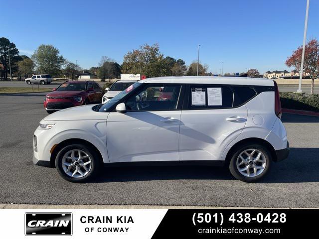 2022 kia soul lx