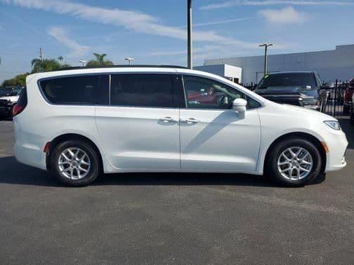 2022 chrysler pacifica touring l in lakeland, florida