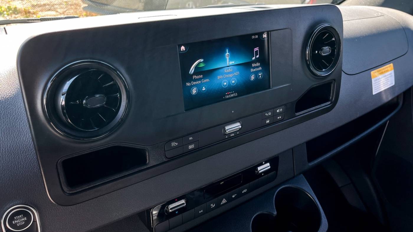 2024 mercedes-benz sprinter 2500