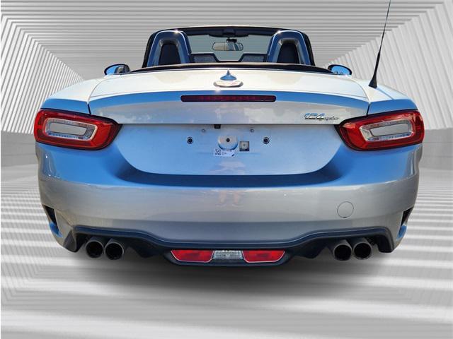 2020 fiat 124 spider base