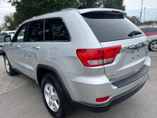 2011 jeep grand cherokee laredo