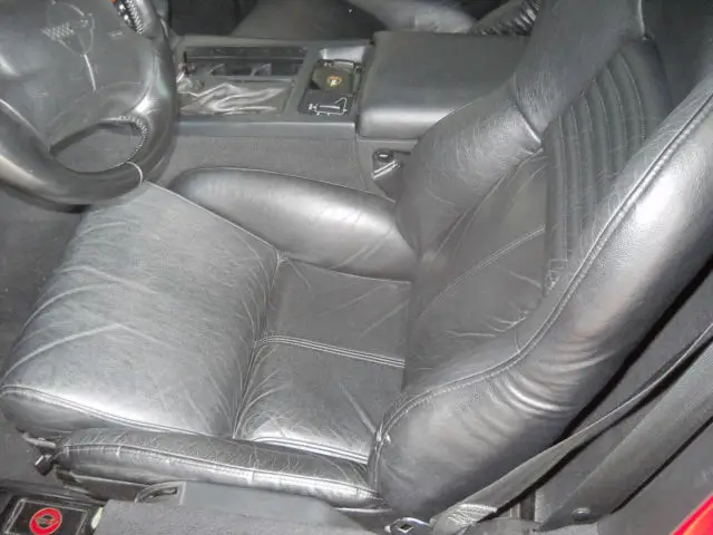 1994 chevrolet corvette base hatchback 2-door 5.7l ,29000 miles