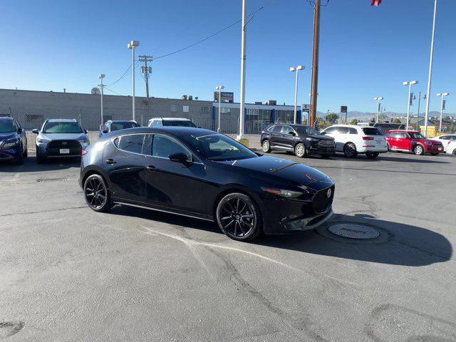 2022 mazda mazda3 fwd w/premium package
