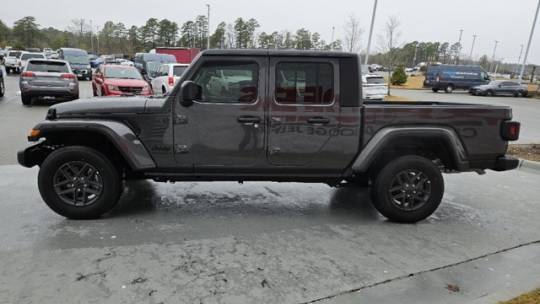 2024 Jeep Gladiator
