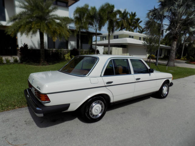 1977 300 d 2 owner car only 56 k miles showroom condition highly detailed