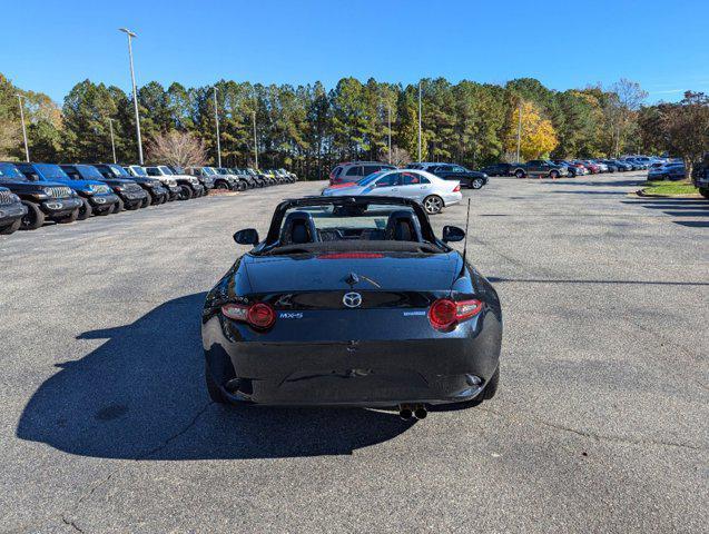 2022 mazda mx-5 miata grand touring