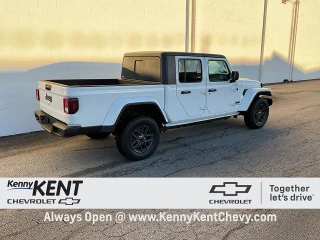 2024 jeep gladiator sport s