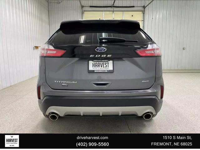 2022 ford edge titanium