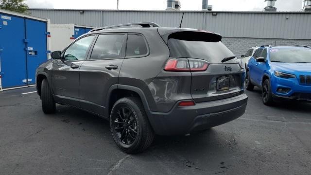 2023 jeep cherokee altitude lux