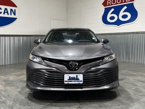 2019 toyota camry xle in norman, oklahoma