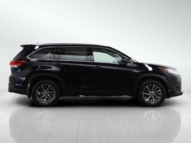 2017 toyota highlander xle