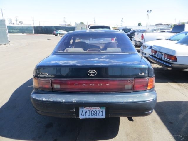 1993 toyota camry le used 2.2l i4 16v automatic sedan no reserve