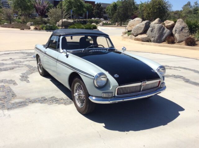 1966 mgb convertible